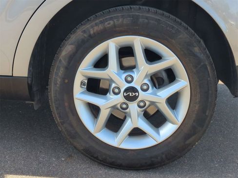 Used 2024 Kia Soul LX w/ Option Group 015 image 14
