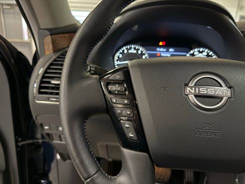 Used 2024 Nissan Armada SL w/ Captain's Chairs Package image 25