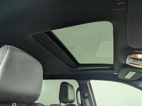 Used 2023 Dodge Durango R/T w/ Blacktop Package image 25