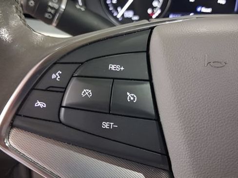 Used 2021 Cadillac XT5 Premium Luxury FWD image 29