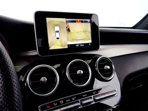 Used 2019 Mercedes-Benz GLC 300 GLC 300 image 13