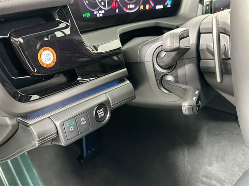 Certified 2026 Porsche Panamera 4 image 32