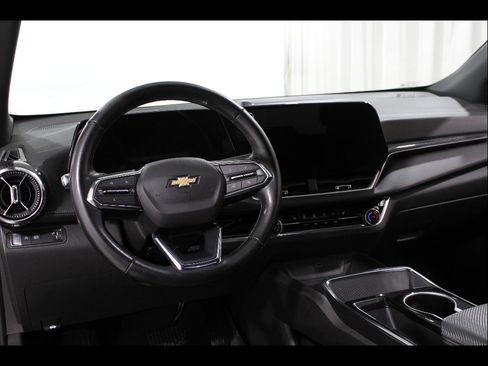 Certified 2025 Chevrolet Equinox LT FWD image 6