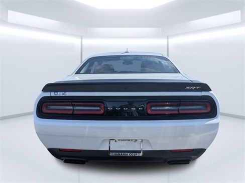 Used 2016 Dodge Challenger SRT Hellcat image 4