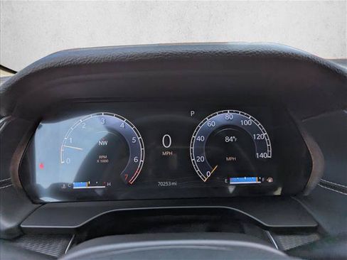 Used 2024 Jeep Grand Cherokee Laredo AWD/4WD image 15