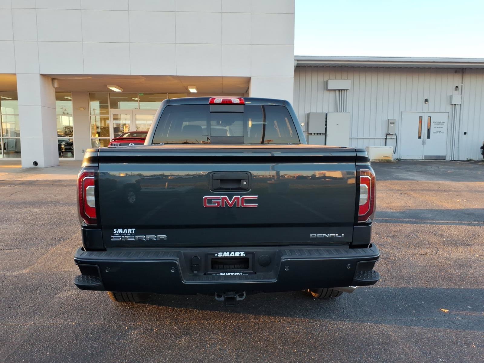 Used 2018 GMC Sierra 1500 Denali AWD/4WD image 4