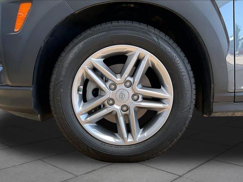 Used 2021 Hyundai Kona SE FWD image 11