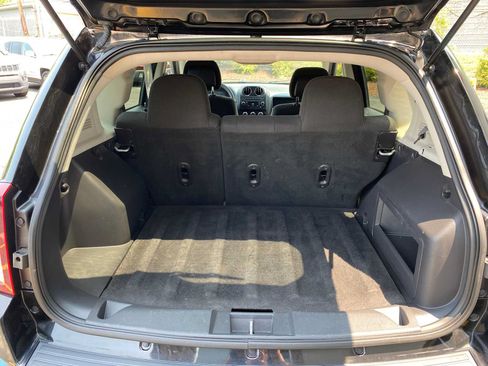 Used 2017 Jeep Compass Sport FWD image 25