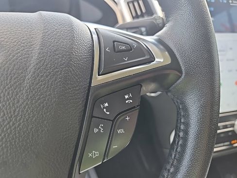 Used 2024 Ford Edge Titanium AWD/4WD image 45