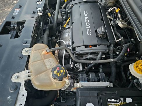 Used 2017 Chevrolet Sonic LT image 48