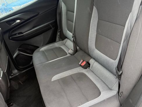 Used 2021 Chevrolet TrailBlazer LS image 12