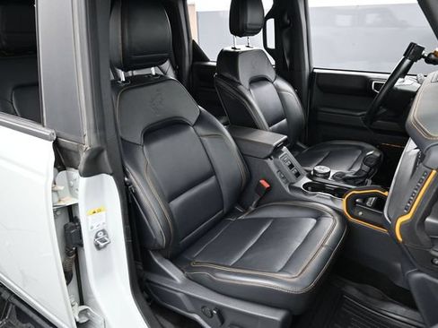 Certified 2024 Ford Bronco Badlands AWD/4WD image 35