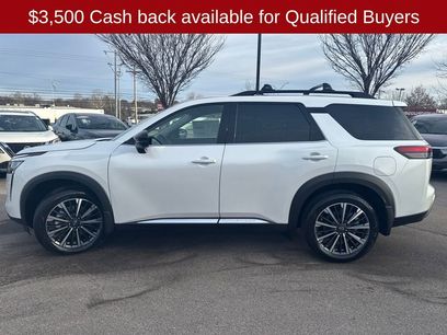New 2026 Nissan Pathfinder Platinum
