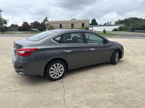 Used 2019 Nissan Sentra S FWD image 15