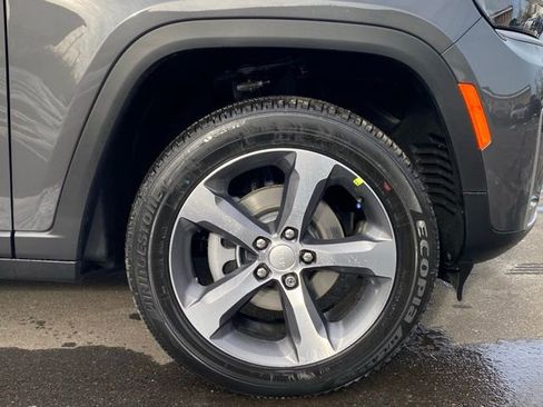 New 2026 Jeep Grand Cherokee Limited AWD/4WD image 17