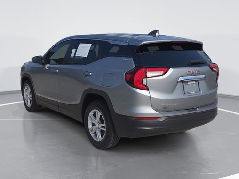 Used 2023 GMC Terrain SLE FWD image 5