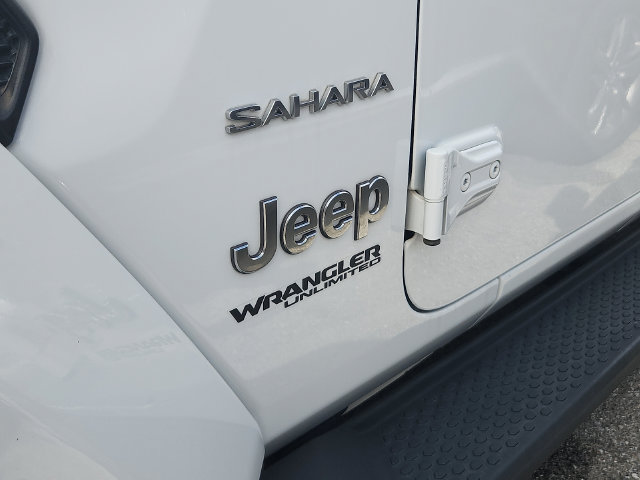 Used 2021 Jeep Wrangler Unlimited Sahara w/ LED Lighting Group AWD/4WD image 4