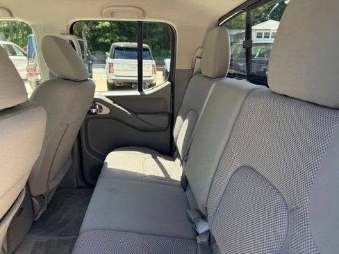 Used 2018 Nissan Frontier SV AWD/4WD image 58