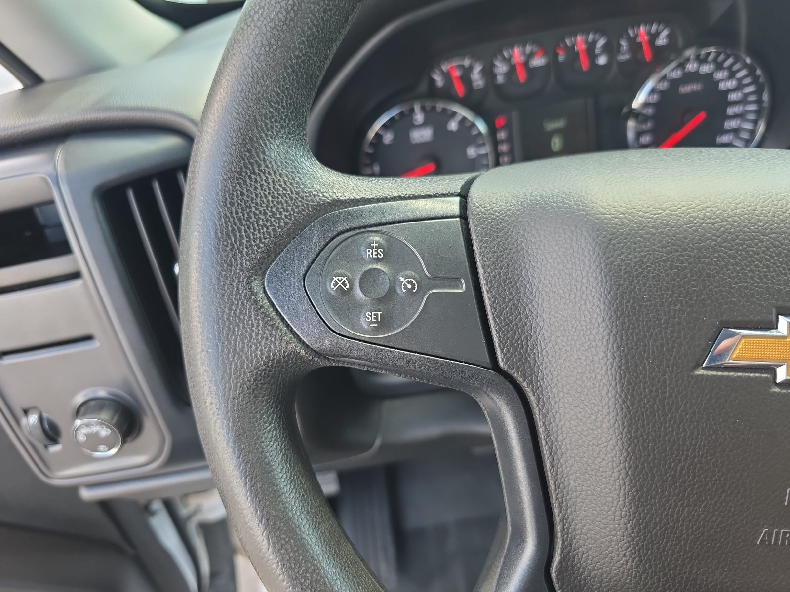 Used 2018 Chevrolet Silverado 1500 W/T w/ WT Convenience Package RWD image 12