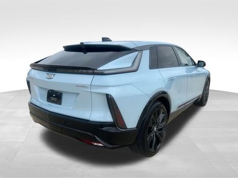 Certified 2024 Cadillac Lyriq Sport AWD/4WD image 7