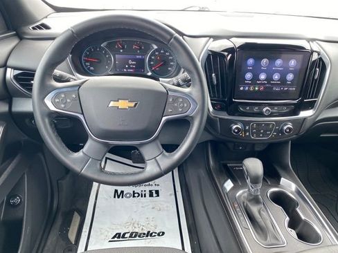 Certified 2023 Chevrolet Traverse LT w/ LPO, Floor Liner Package image 7