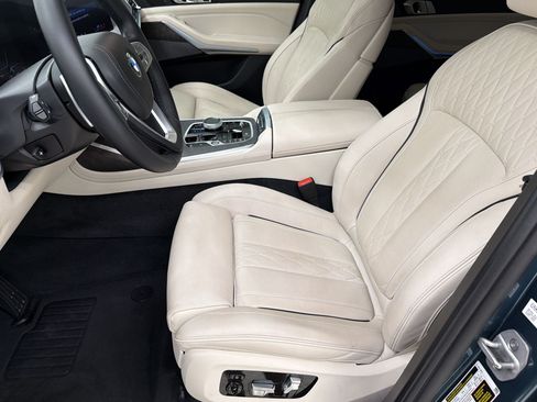 Used 2024 BMW X7 xDrive40i w/ Executive Package AWD/4WD image 5