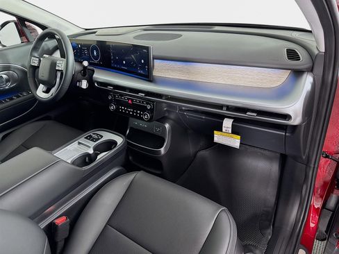 New 2026 Hyundai Ioniq 9 SEL image 30