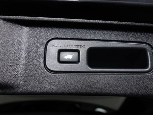 Used 2023 Honda Pilot Touring image 21