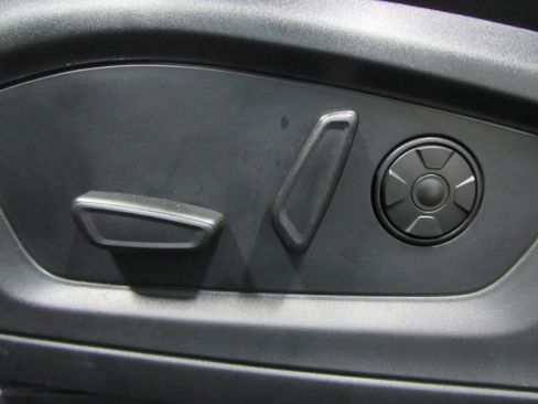 Used 2025 Ford Explorer ST AWD/4WD image 24