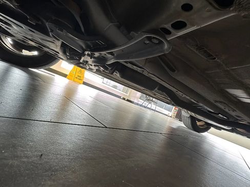Used 2015 Ford Escape SE FWD image 39