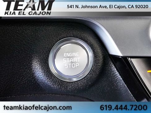 Certified 2025 Kia Telluride AWD image 32