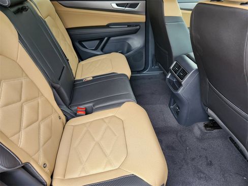 New 2026 Volkswagen Atlas Cross Sport SE image 22