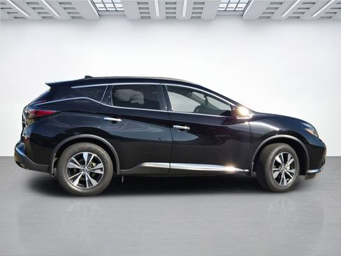 Used 2024 Nissan Murano SV AWD/4WD image 3