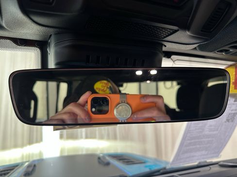 Used 2024 Jeep Wrangler Rubicon w/ Technology Group image 30