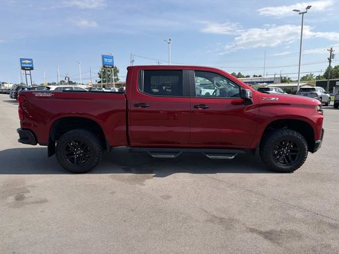 Certified 2021 Chevrolet Silverado 1500 LT Trail Boss w/ Safety Package AWD/4WD image 8