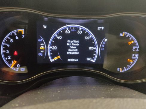 Used 2018 Jeep Grand Cherokee Limited image 23