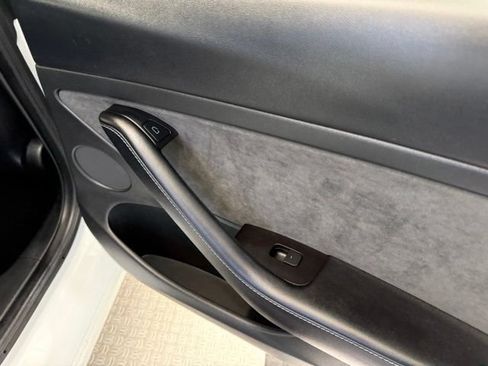 Used 2022 Tesla Model 3 RWD image 28
