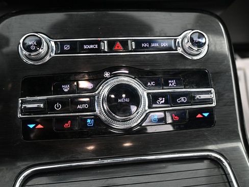 Used 2021 Lincoln Nautilus Reserve w/ Cargo Utility Package image 17