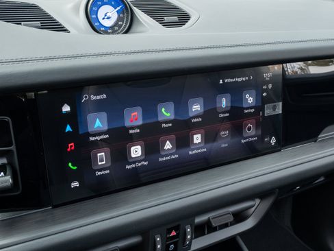 New 2026 Porsche Cayenne GTS image 25