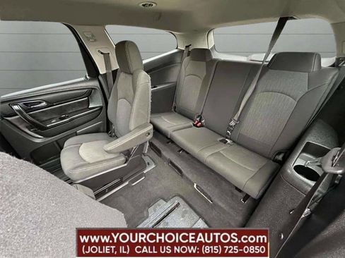 Used 2016 Chevrolet Traverse LT w/ Style and Technology Package image 27