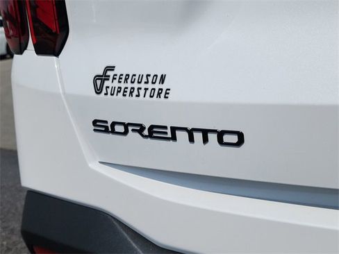 New 2026 Kia Sorento SX image 6
