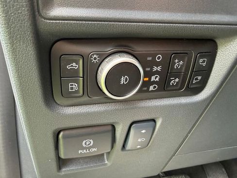 Certified 2025 Ford F150 Lariat w/ Equipment Group 502A High AWD/4WD image 15