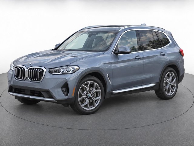 Used 2023 BMW X3 xDrive30i w/ Premium Package AWD/4WD image 2