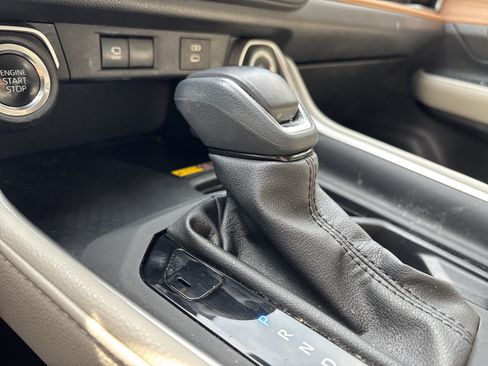 Used 2024 Toyota Grand Highlander AWD image 23