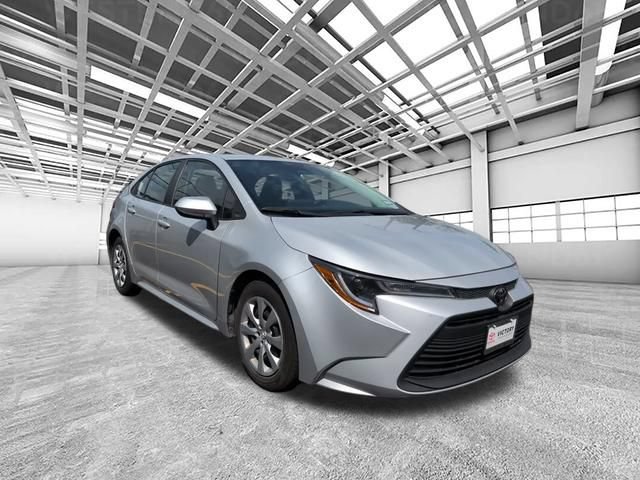 Certified 2024 Toyota Corolla LE FWD image 1