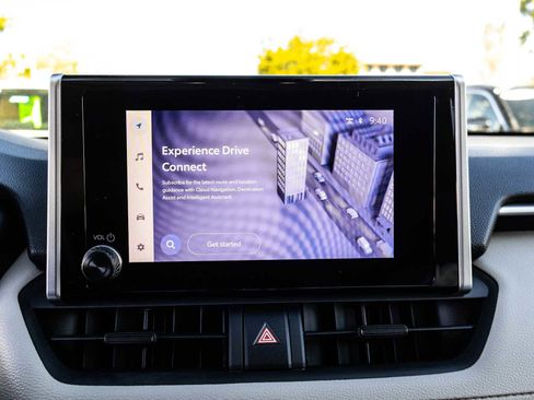 Used 2025 Toyota RAV4 XLE w/ Convenience Package image 28