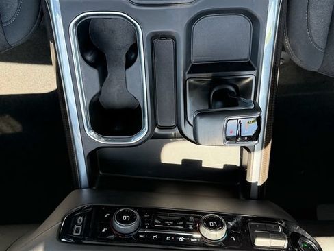 Used 2025 Chevrolet Silverado 1500 LT w/ All Star Edition Plus AWD/4WD image 16