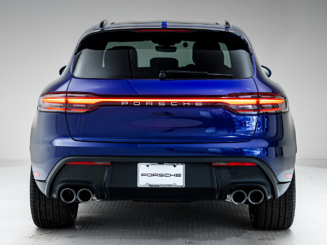 Certified 2026 Porsche Macan AWD/4WD image 37