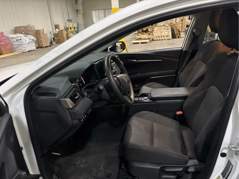 Certified 2025 Toyota Camry LE FWD image 9