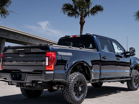 Used 2022 Ford F250 Lariat w/ Tremor Off-Road Package AWD/4WD image 5
